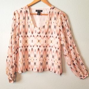 White House Black Market Slit Sleeve Printed Blouse